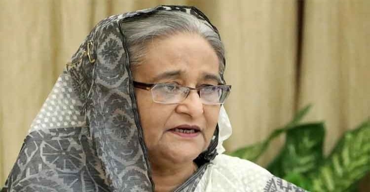 ২১ আগস্ট নিহতদের প্রতি প্রধানমন্ত্রীর শ্রদ্ধা