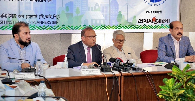 সকলের জন্য ঢাকাকে বাসযোগ্য ও টেকসই করতে হবে- স্থানীয় সরকার মন্ত্রী