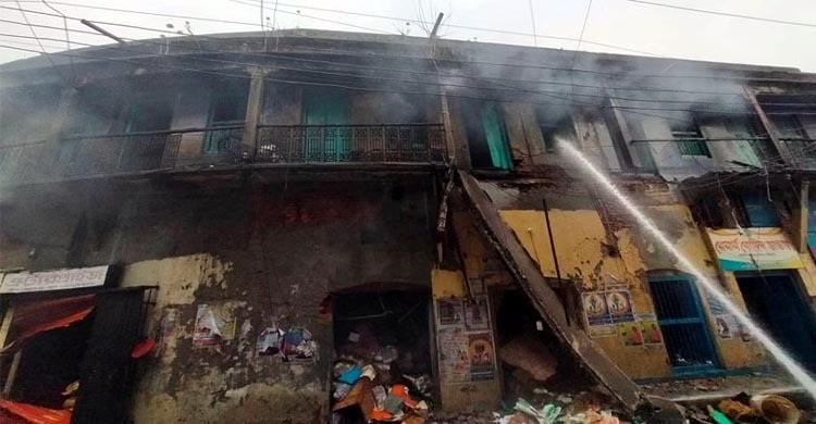 নারায়ণগঞ্জে বিস্ফোরণে নিহত ১, আহত ৩