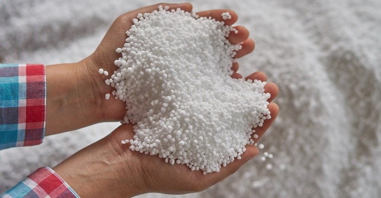 সারের দাম কেজিতে ৫ টাকা বাড়ালো সরকার