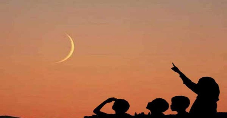 দেশের আকাশে শাওয়ালের চাঁদ দেখা গেছে, রাত পোহালেই ঈদ