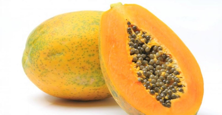 খালি পেটে পেঁপে খাওয়ার নানা উপকারিতা