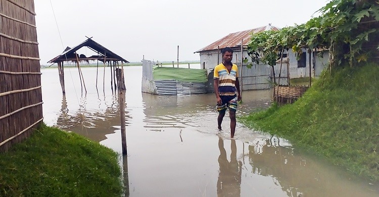 ঈদের আগে কুড়িগ্রাম চরাঞ্চলে বন্যার শঙ্কা