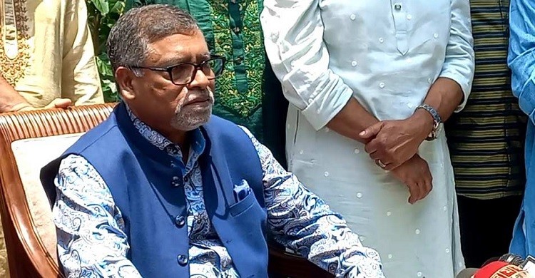 সামনের দুই মাসে ডেঙ্গু রোগী আরও বাড়তে পারে: স্বাস্থ্যমন্ত্রী