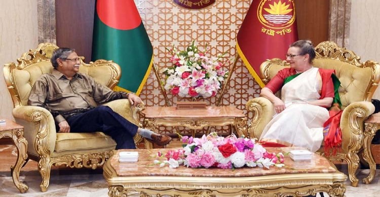 বাংলাদেশে বিনিয়োগে আগ্রহী ডেনমার্ক, রাষ্ট্রপতিকে জানালেন রাষ্ট্রদূত