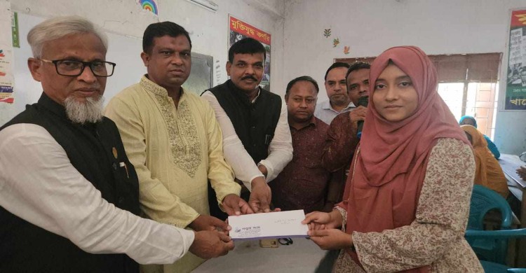ব্রাহ্মণবাড়িয়ার কসবায় অসহায়-দরিদ্রদের মানবিক সহায়তা ও শিক্ষা বৃত্তি প্রদান