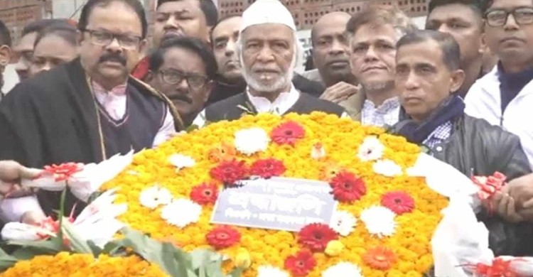 বিএনপি গণতন্ত্র ফিরিয়ে আনতে কাজ করছে : মঈন খান