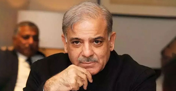 প্রধানমন্ত্রীর পদে ফিরছেন শাহবাজ শরিফ