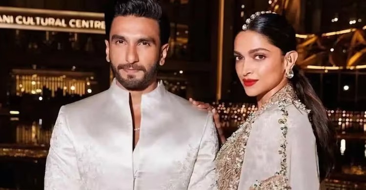 মা হওয়ার খবর দিলেন দীপিকা