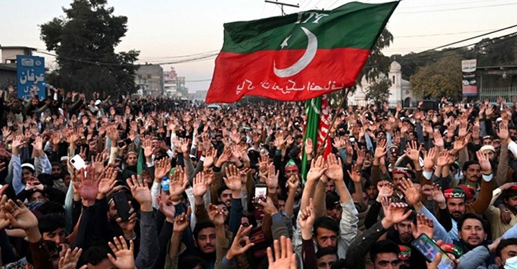 পাকিস্তানজুড়ে বিক্ষোভের ডাক দিল পিটিআই