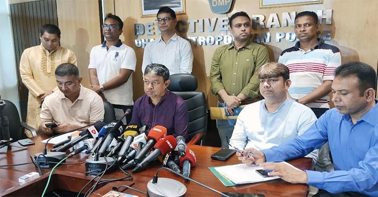 পুলিশকে দুর্বল করতেই হামলা-ধ্বংসযজ্ঞ: হারুন
