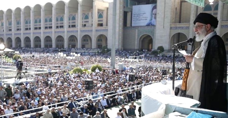 সারা বিশ্বের মুসলিমদের শত্রু এক: খামেনি