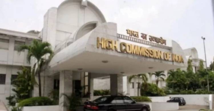 ঢাকায় ভারতীয় দূতাবাসে অতিরিক্ত পুলিশ মোতায়েন