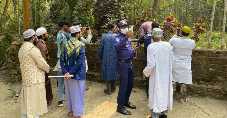 ৬ মাস পর কবর থেকে তোলা হলো গুলিতে নিহত বিএনপি নেতা মামুনের মরদেহ