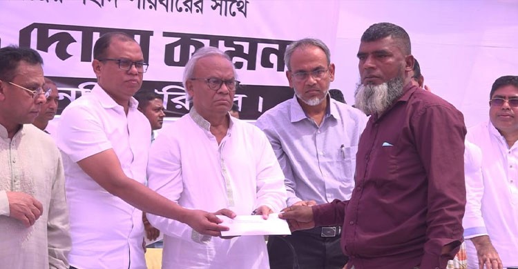 রাজশাহী-চাঁপাইনবাবগঞ্জের শহিদ ও আহতদের পাশে তারেক রহমান