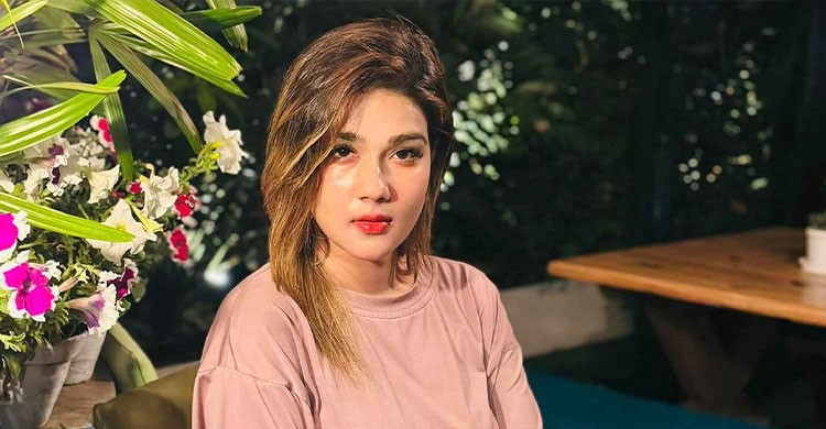 নতুন করে সংসার গোছানোর ইঙ্গিত দিলেন মাহি