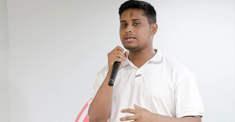 আওয়ামী লীগ নিষিদ্ধ ইস্যুতে যমুনার সামনে অবস্থানের ডাক হাসনাতের