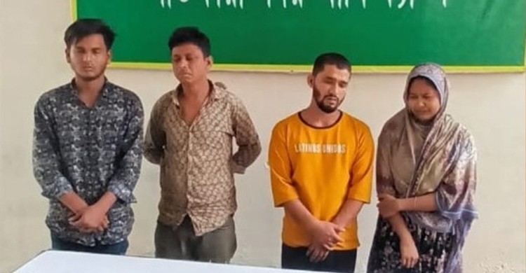 সাতক্ষীরায় সেনা অভিযানে মাদক উদ্ধার, যুবদল নেতাসহ আটক ৪