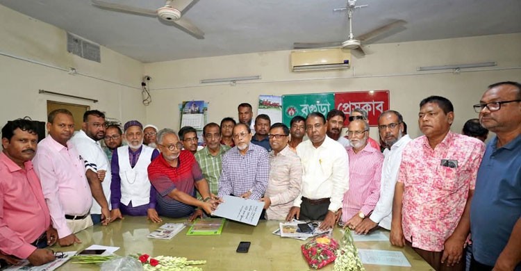 বগুড়া প্রেসক্লাবের নবগঠিত কমিটির দায়িত্ব হস্তান্তর গ্রহণ