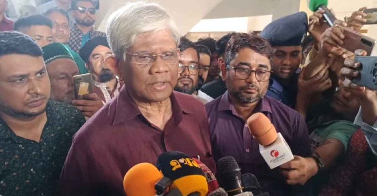 “ব্যাংকে জমা রাখা টাকা ফেরত দিতে সরকার অঙ্গীকারাবদ্ধ”: অর্থ উপদেষ্টা সালেহউদ্দিন আহমেদ