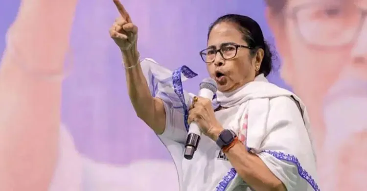 কলকাতায় পলাতক আওয়ামী লীগ নেতা কর্মীদের আশ্রয় প্রসঙ্গে মমতা ব্যানার্জি