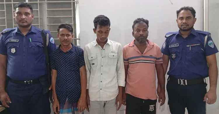 নাসিরনগরে ১২,৫০০ টাকার জালনোটসহ তিনজন আটক