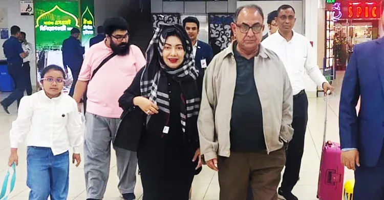 চোখের চিকিৎসায় ব্যাংকক গেলেন মির্জা আব্বাস