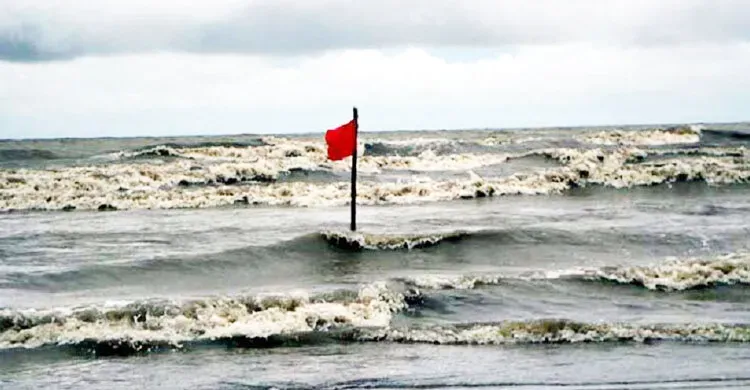 চার সমুদ্রবন্দরে ৩ নম্বর সতর্ক সংকেত, ৭ জেলায় ঝড়-বৃষ্টির আশঙ্কা