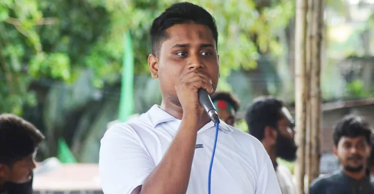 সাংবাদিকদের অনিশ্চিত জীবনের অভিযোগ হাসনাত আব্দুল্লাহর