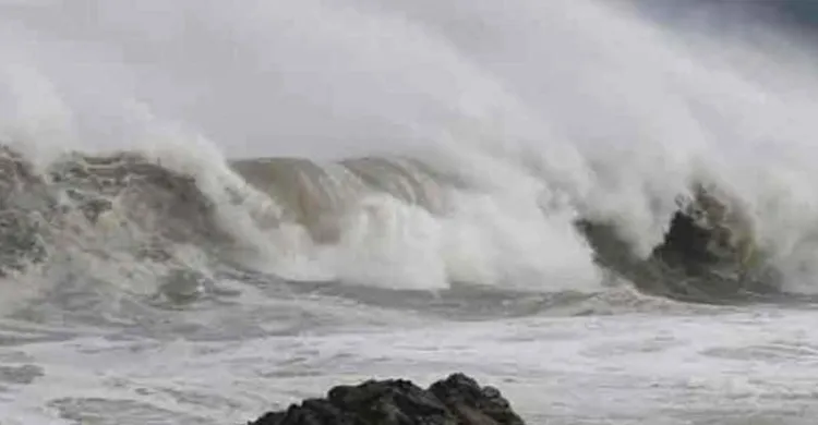 বঙ্গোপসাগরে লঘুচাপের আভাস, দেশে বাড়তে পারে ভারী বৃষ্টি