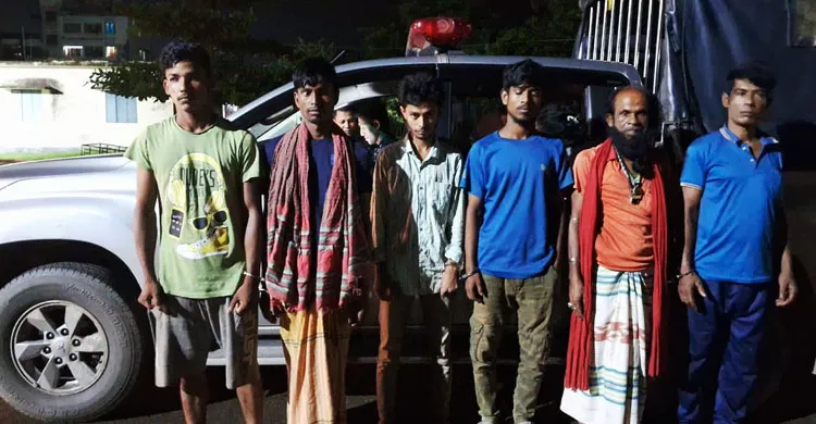 সুনামগঞ্জের দিরাইয়ে মোবাইল কোর্টের অভিযানে গাঁজাসহ আটক ৬