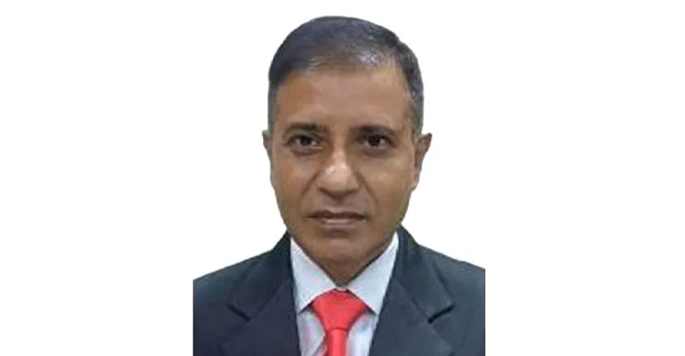 আইন সচিব হলেন বিচারক লিয়াকত আলী মোল্লা