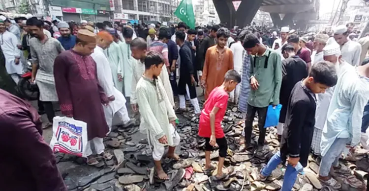 জশনে জুলুসে পদদলিত হয়ে দুজনের মৃত্যু, আহত ৬