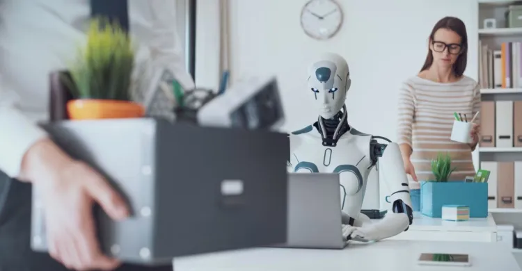 প্রযুক্তি কারও চাকরি কাড়ে না; কাড়ে সেই ব্যক্তি, যে প্রযুক্তিকে কাজে লাগিয়ে আপনাকে পেছনে ফেলে দেয়