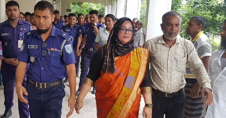 সাংবাদিক নির্যাতন মামলায় সাবেক ডিসি সুলতানা পারভীনের জামিন