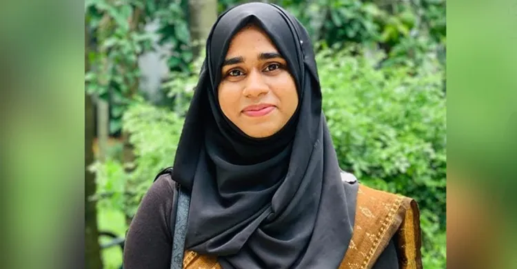 ডাকসু নির্বাচনে প্রার্থিতা প্রত্যাহার করলেন তাহমিনা আক্তার