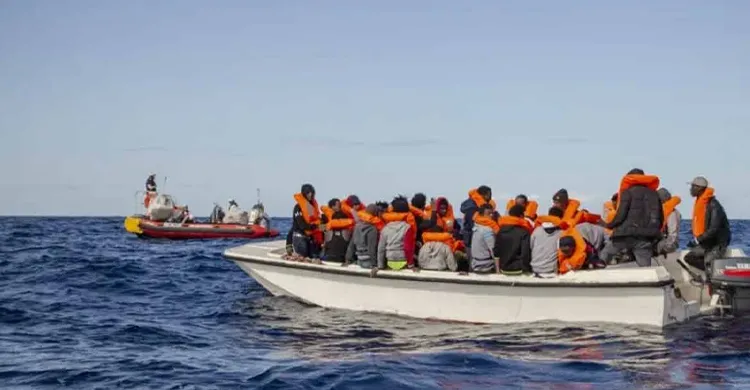 লিবিয়া উপকূলে শরণার্থী নৌকায় অগ্নিকাণ্ড, নিহত কমপক্ষে ৫০