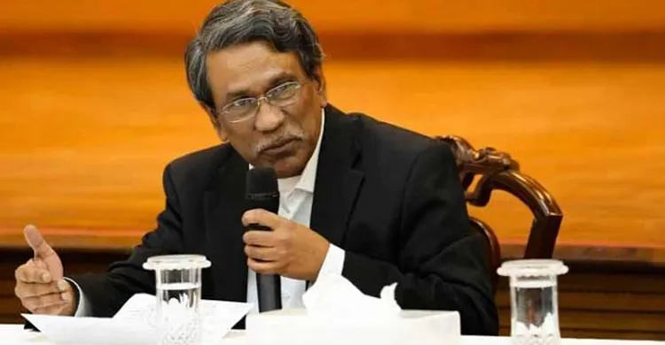 জুলাই সনদ বাস্তবায়নে ২১ সেপ্টেম্বরের মধ্যেই সিদ্ধান্ত চায় ঐকমত্য কমিশন: আলী রীয়াজ