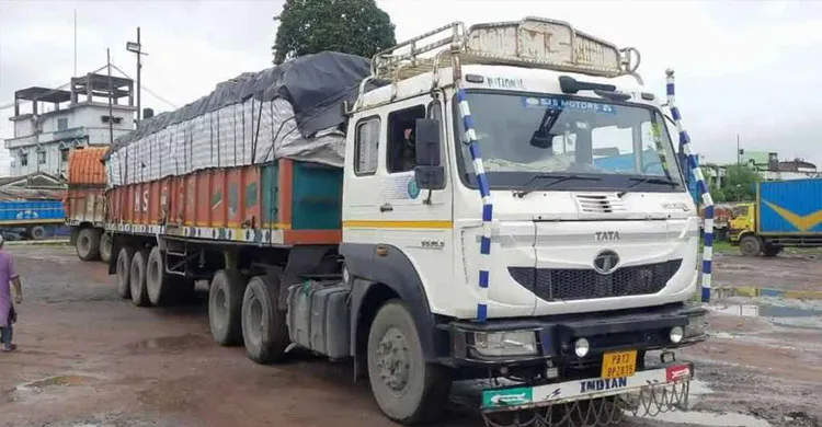 হিলি স্থলবন্দর দিয়ে ভারত থেকে এসেছে ১ লাখ ২০ হাজার টন চাল