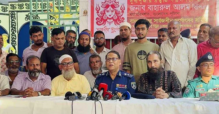 দুর্গাপূজায় নিরাপত্তায় সর্বোচ্চ সতর্ক অবস্থানে থাকবে পুলিশ: আইজিপি