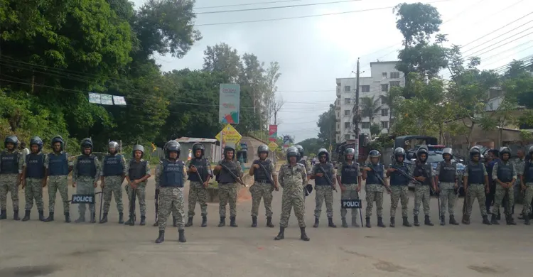 মিছিল ও সহিংসতার পর থমথমে  খাগড়াছড়ি, চলছে ১৪৪ ধারা