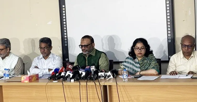 ডাকসু ব্যালট ইস্যুতে এবার মুখ খুললেন ঢাবি উপাচার্য