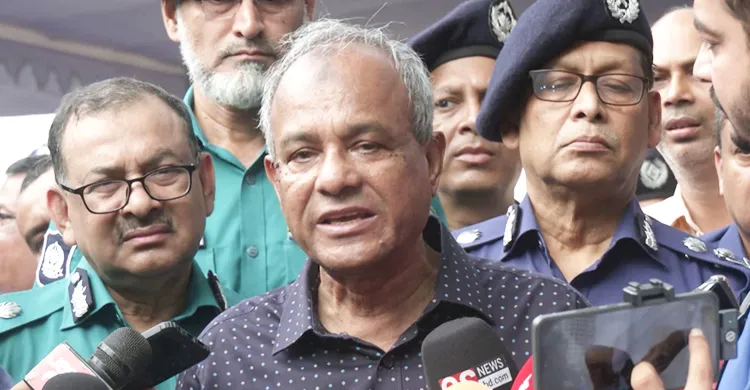 খাগড়াছড়িকে অস্থিতিশীল করার চেষ্টা করছে একটি মহল: স্বরাষ্ট্র উপদেষ্টা