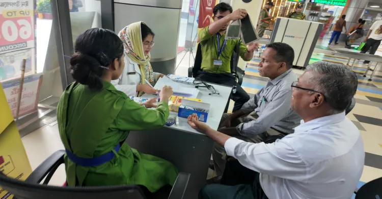 ইউনিভার্সেল মেডিকেলে ফ্রি হার্ট ক্যাম্প” সম্পন্ন