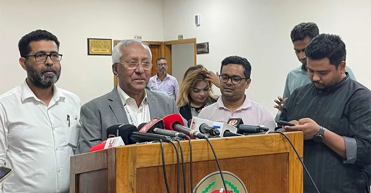 নিবন্ধনের পথে দুই রাজনৈতিক দল, আরও ১২ দলের যাচাই-বাছাই চলবে: ইসি