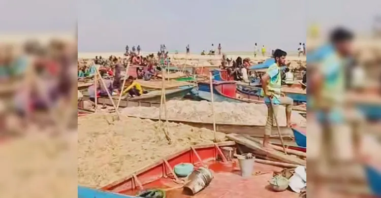 প্রশাসন কর্তৃক যাদুকাটা বালু মহাল ইজারাদারকে দখল দিতে দুষ্কৃতিকারীদের বাধা প্রদান