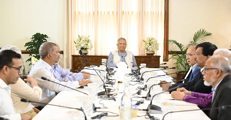 খুব শিগগিরই অন্তর্বর্তীকালীন সরকারের কাছে চূড়ান্ত প্রতিবেদন দেবে জাতীয় ঐকমত্য কমিশন