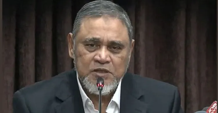 আসন্ন নির্বাচনে ১০ লাখ সরকারি চাকরিজীবীর ভোটের ব্যবস্থা করা হবে: সিইসি