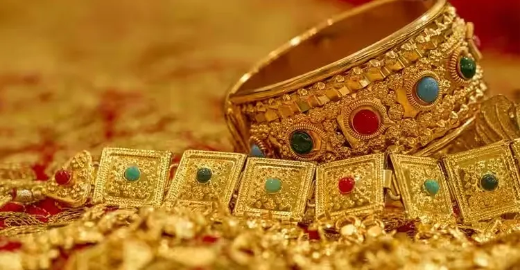 বিশ্ববাজারে সোনার দামে নতুন রেকর্ড