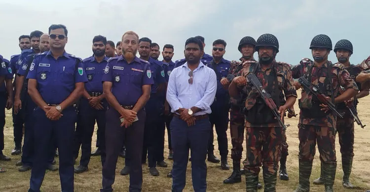 লাল নিশানা সাটিয়ে যাদুকাটা-১ বালু মহালের সীমানা নির্ধারণের কাজ সম্পন্ন